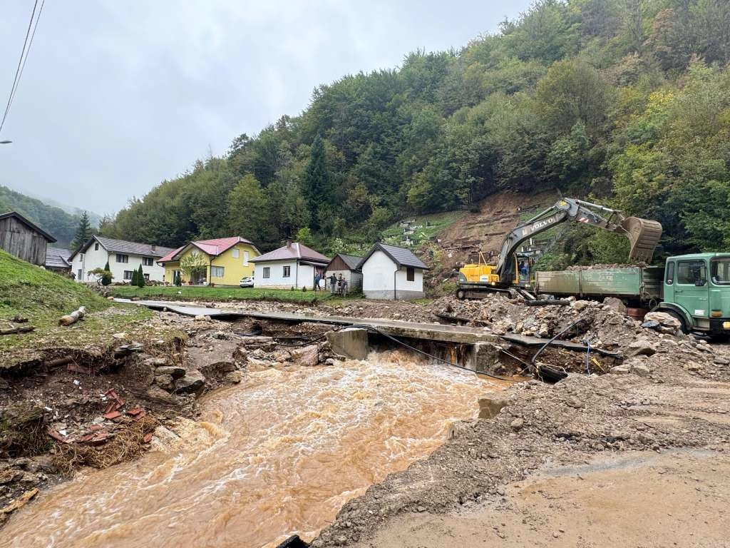 Ljekarska komora KS donirala pomoć Domu zdravlja Jablanica